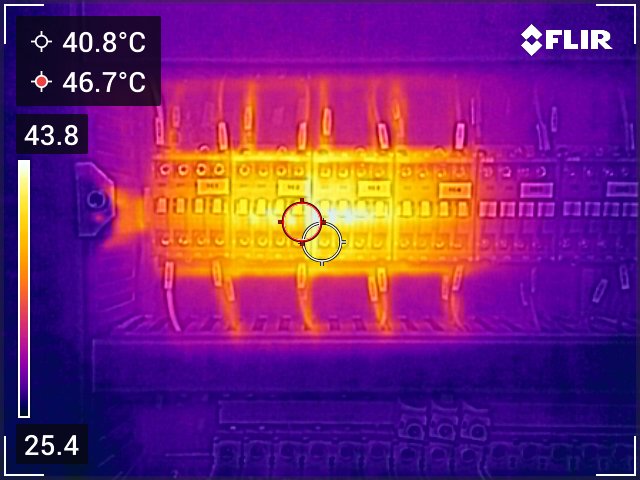 Inspeção termográfica em painel elétrico
